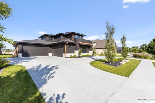 5403 N 292 Circle, Valley, NE 68064