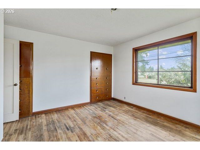 11272 Ne KNOTT St, Portland, OR 97220