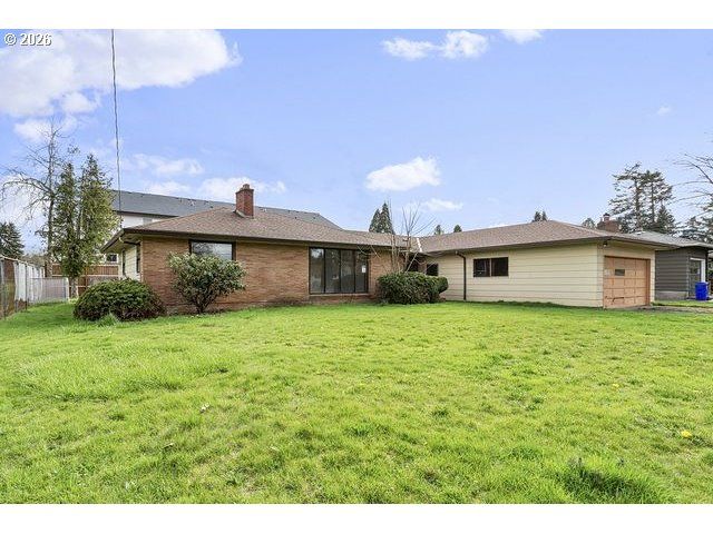 11272 Ne KNOTT St, Portland, OR 97220