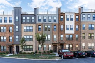 824 Wesley Ln # B, Charlottesville, VA 22911