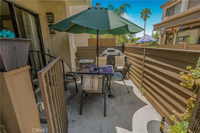 10009 Topanga Canyon Boulevard 5, Chatsworth, CA 91311