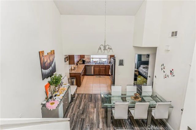 10009 Topanga Canyon Boulevard 5, Chatsworth, CA 91311
