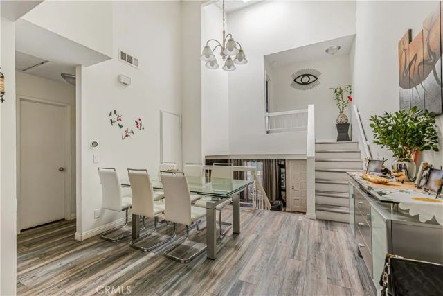 10009 Topanga Canyon Boulevard 5, Chatsworth, CA 91311