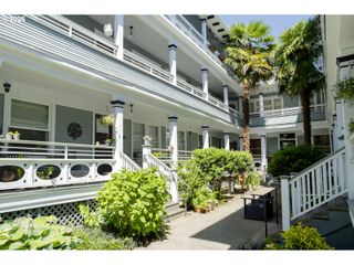 2127 Nw IRVING St 105, Portland, OR 97210