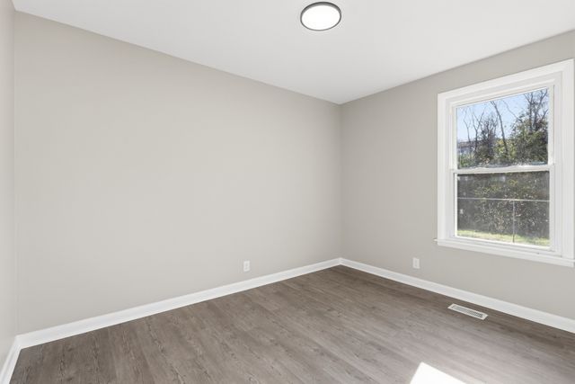 111 Scotch St, Hendersonville, TN 37075