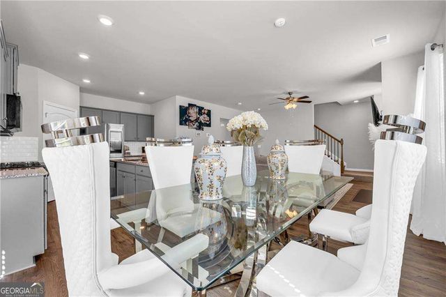 930 Bentley Drive, Fairburn, GA 30213