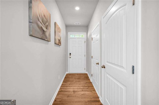 930 Bentley Drive, Fairburn, GA 30213