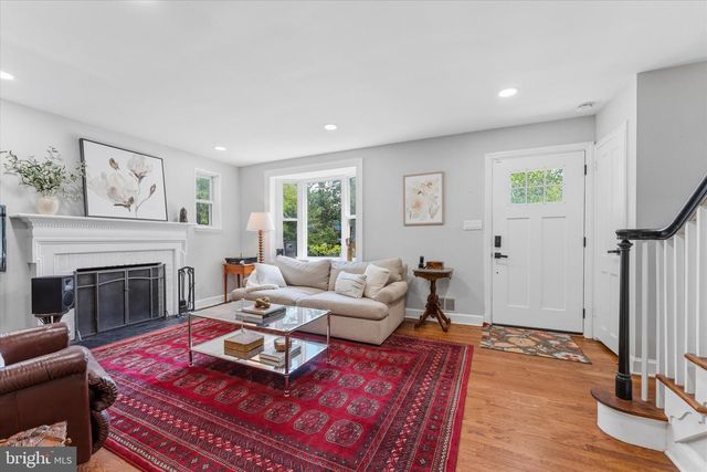 1208 JACKSON AVE, Takoma Park, MD 20912