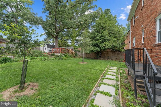 1208 JACKSON AVE, Takoma Park, MD 20912