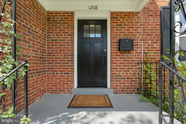 1208 JACKSON AVE, Takoma Park, MD 20912