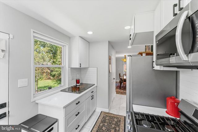 1208 JACKSON AVE, Takoma Park, MD 20912