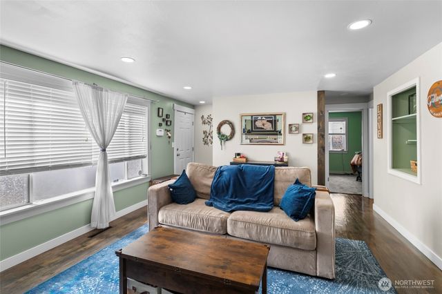 8307 Forest Avenue SW, Lakewood, WA 98498