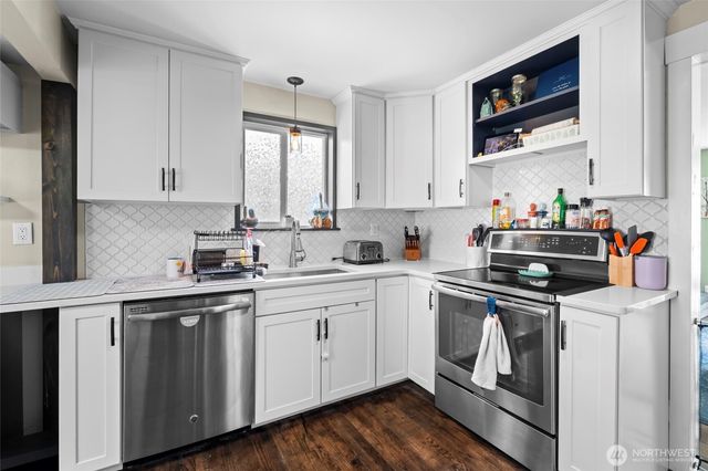 8307 Forest Avenue SW, Lakewood, WA 98498