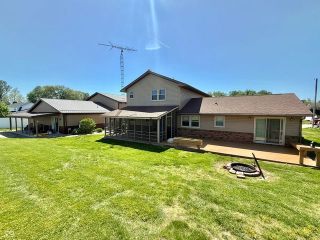 415 Kelly Drive, Brownstown, IN 47220