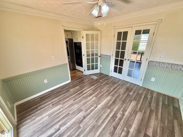 415 Kelly Drive, Brownstown, IN 47220