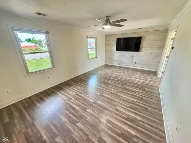 415 Kelly Drive, Brownstown, IN 47220