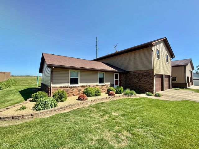 415 Kelly Drive, Brownstown, IN 47220
