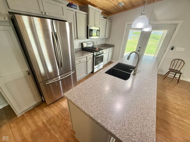 415 Kelly Drive, Brownstown, IN 47220