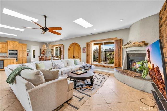 7423 Juniper Road, Joshua Tree, CA 92252