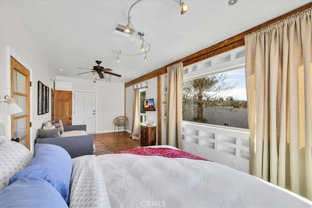 7423 Juniper Road, Joshua Tree, CA 92252