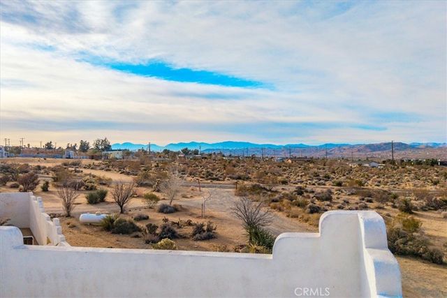 7423 Juniper Road, Joshua Tree, CA 92252