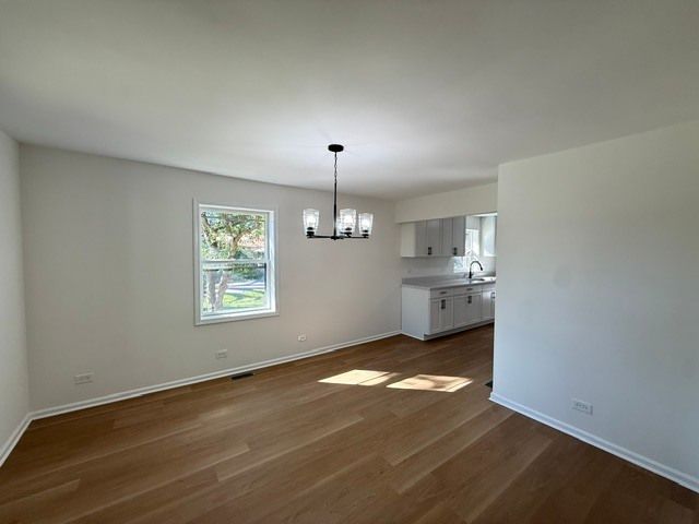 124 Hilltop Drive, Lake In The Hills, IL 60156