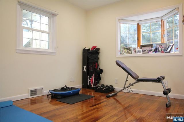 284 Hickory Avenue, Tenafly, NJ 07670