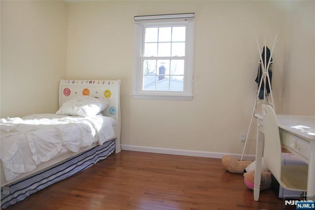 284 Hickory Avenue, Tenafly, NJ 07670