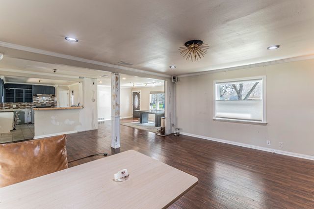 1603 W 4th Street, Irving, TX 75060