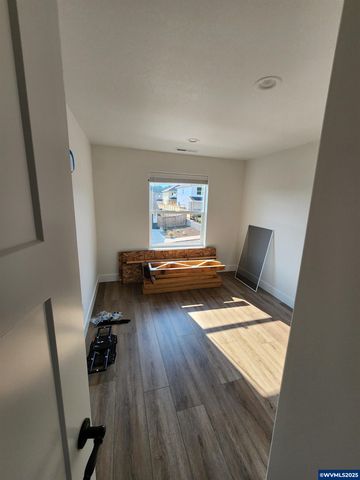 Oriole (Model L) St, Stayton, OR 97383