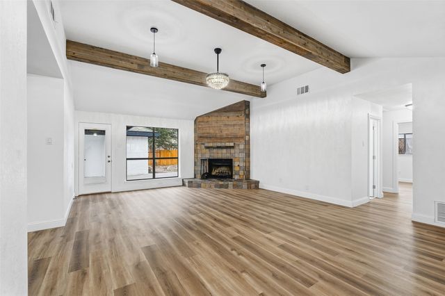 500 Quail Hollow Drive, Mesquite, TX 75150