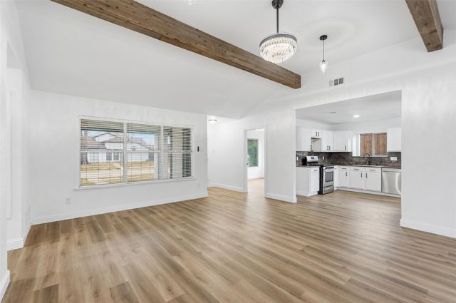 500 Quail Hollow Drive, Mesquite, TX 75150