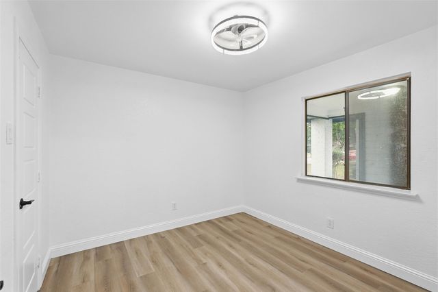 500 Quail Hollow Drive, Mesquite, TX 75150