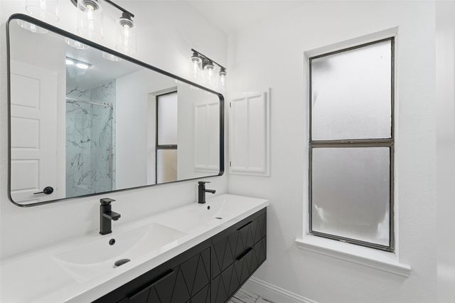 500 Quail Hollow Drive, Mesquite, TX 75150