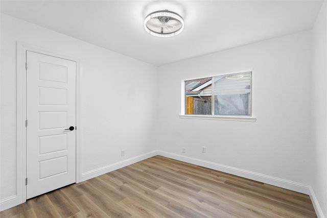 500 Quail Hollow Drive, Mesquite, TX 75150