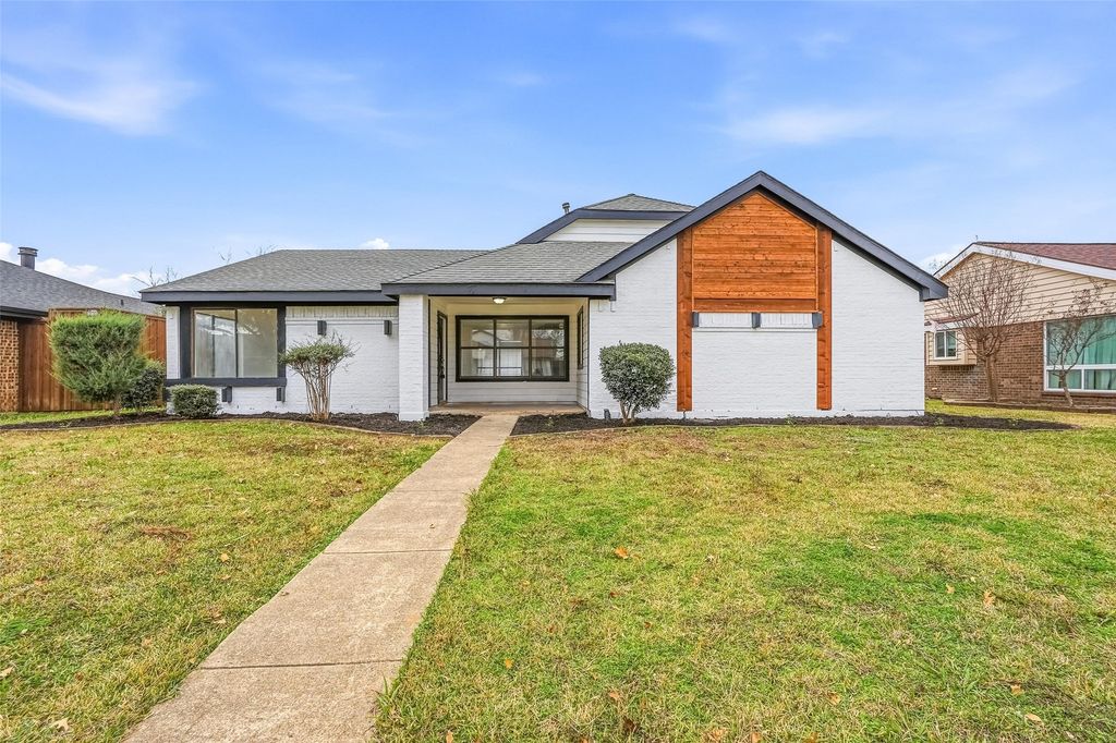 500 Quail Hollow Drive, Mesquite, TX 75150