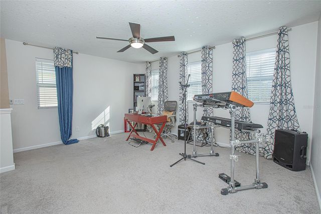 2427 LINER AVENUE, Apopka, FL 32703