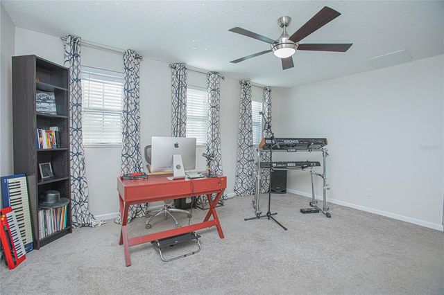 2427 LINER AVENUE, Apopka, FL 32703