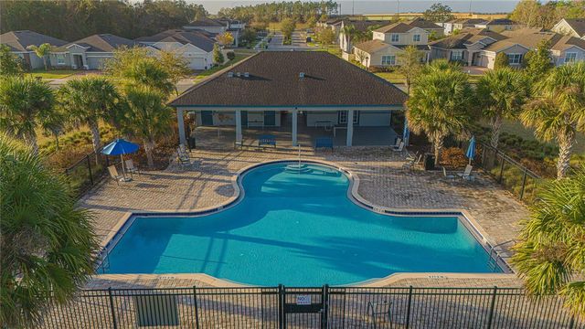 2427 LINER AVENUE, Apopka, FL 32703
