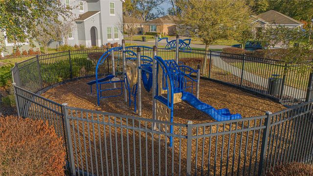 2427 LINER AVENUE, Apopka, FL 32703