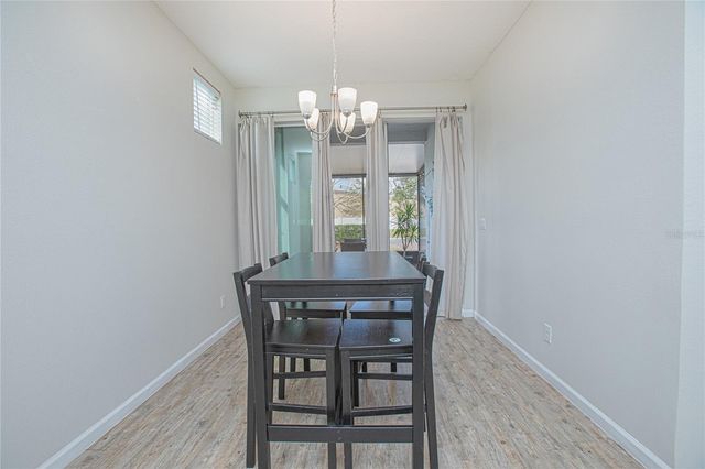 2427 LINER AVENUE, Apopka, FL 32703