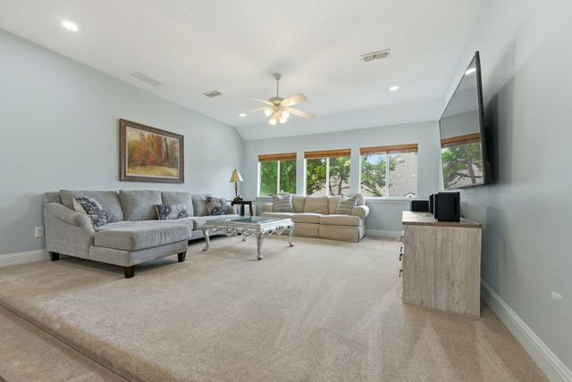 965 Fall Creek, Grapevine, TX 76051