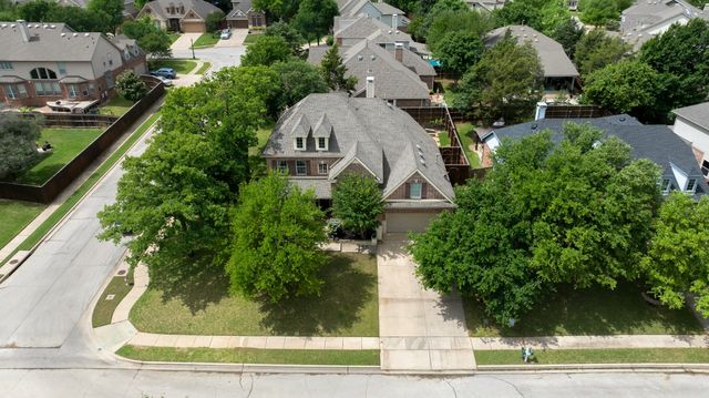 965 Fall Creek, Grapevine, TX 76051