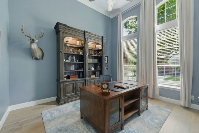 965 Fall Creek, Grapevine, TX 76051