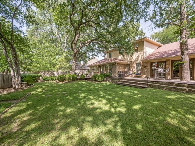 29 Creekmere Drive, Trophy Club, TX 76262