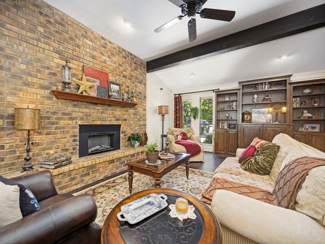 29 Creekmere Drive, Trophy Club, TX 76262