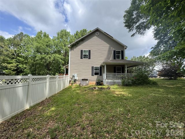 8441 Shelley Mullis Road, Fort Mill, SC 29707