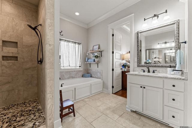 16072 Greenstone Ave, Pride, LA 70770