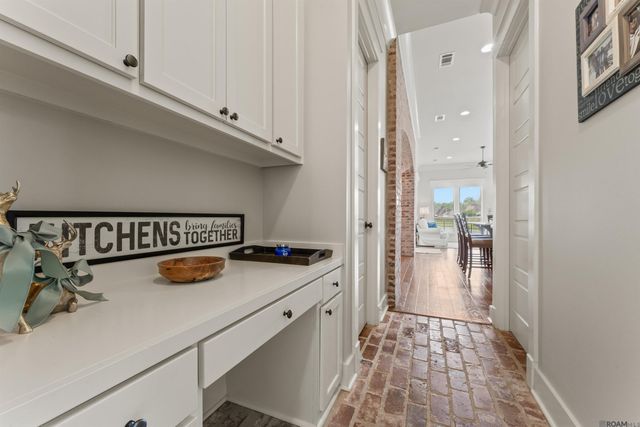 16072 Greenstone Ave, Pride, LA 70770
