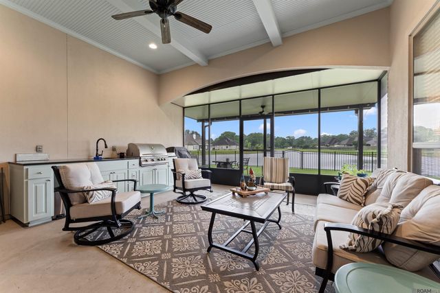 16072 Greenstone Ave, Pride, LA 70770